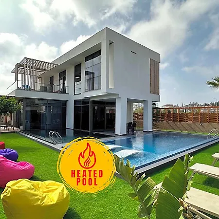 Triplex With Children's Pool, Garden, Sauna 5* Serik